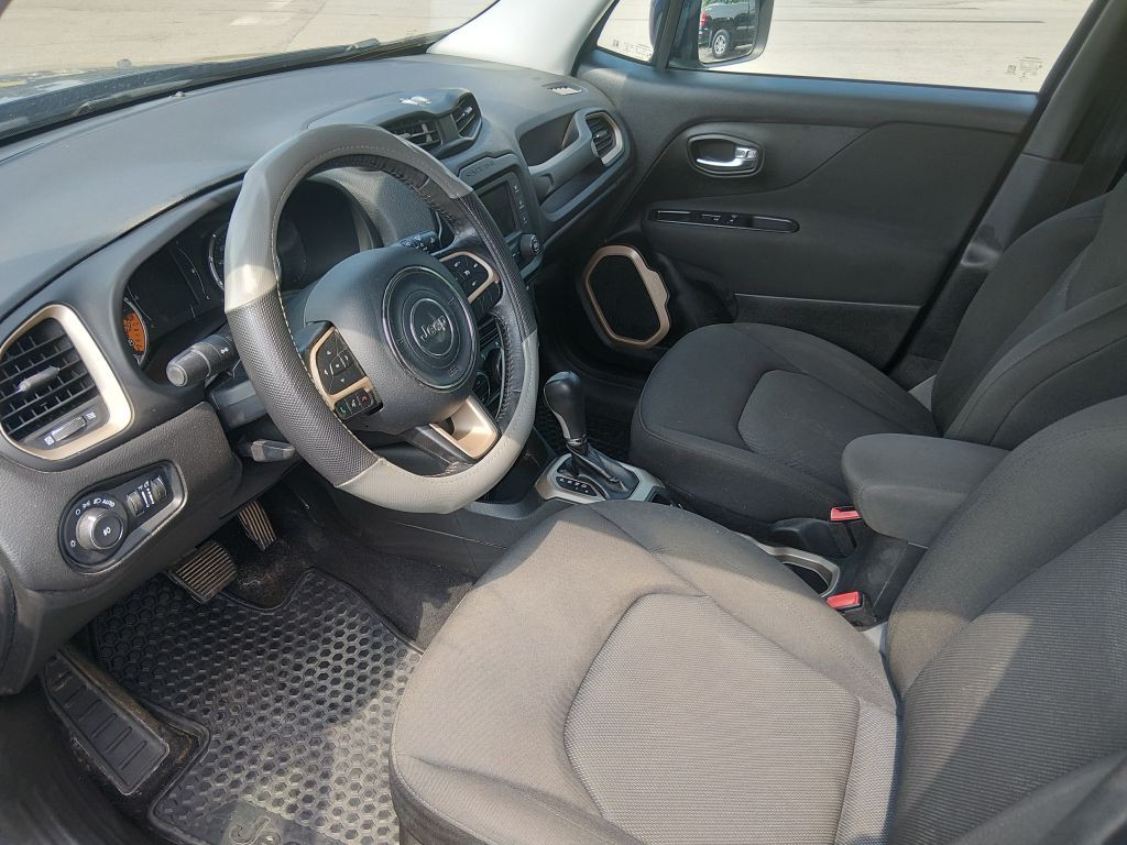2016 Jeep Renegade Image 7