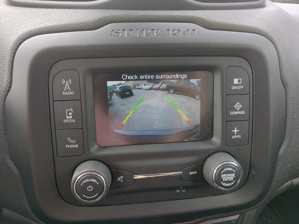 2016 Jeep Renegade Image 10