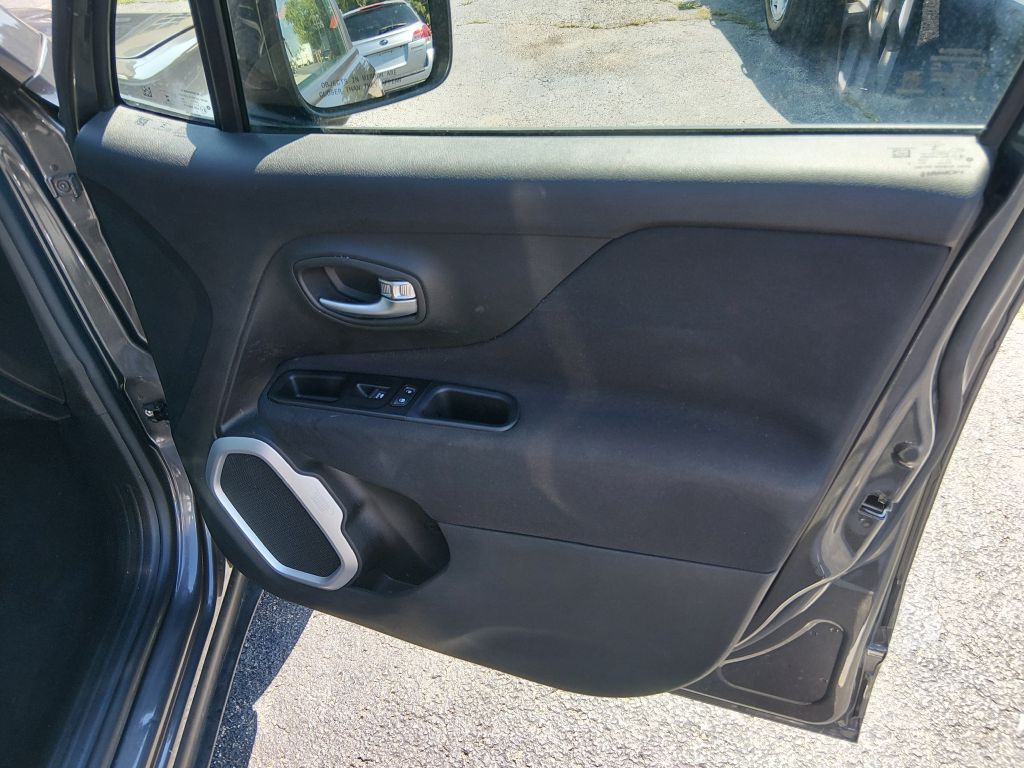 2019 Jeep Renegade Image 10