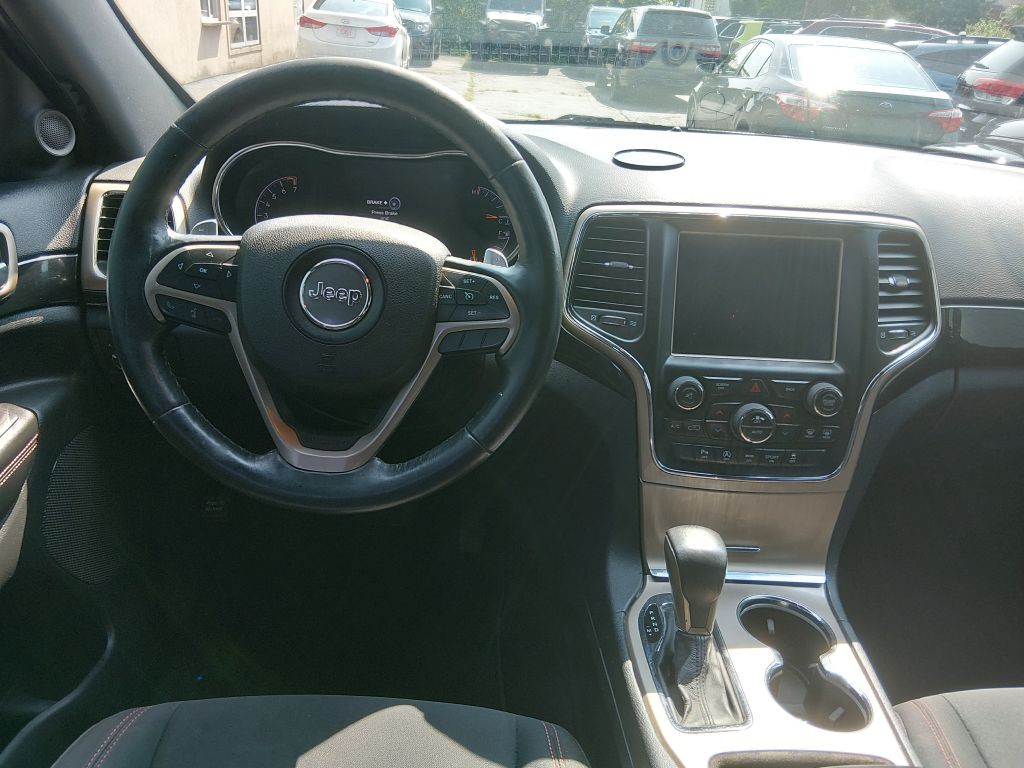 2016 Jeep Grand Cherokee Image 8