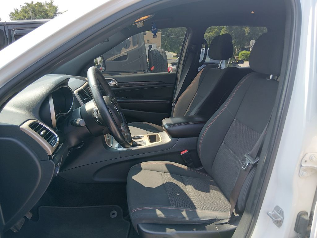2016 Jeep Grand Cherokee Image 11