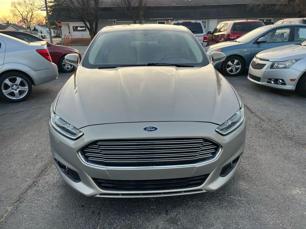 2015 Ford Fusion Image 2