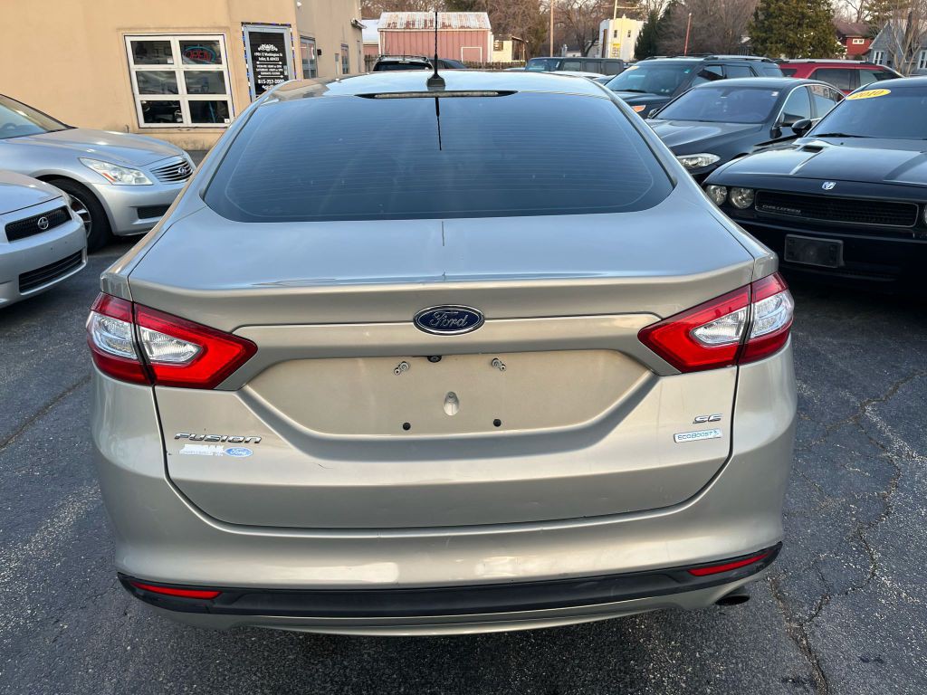 2015 Ford Fusion Image 4