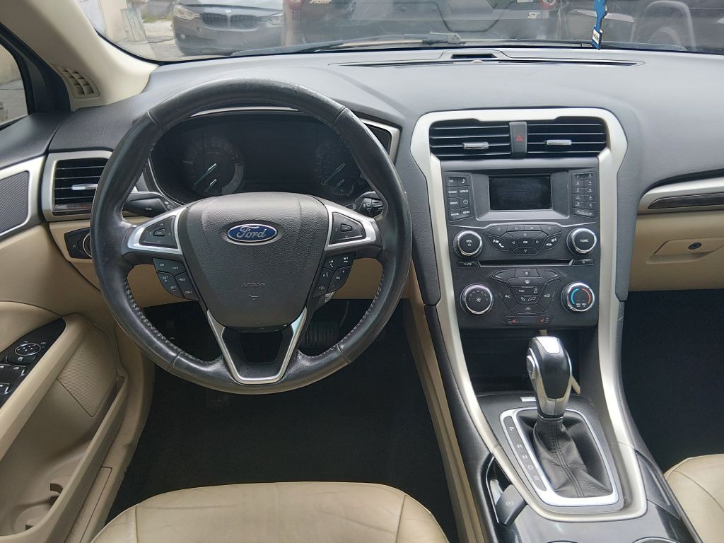2015 Ford Fusion Image 13