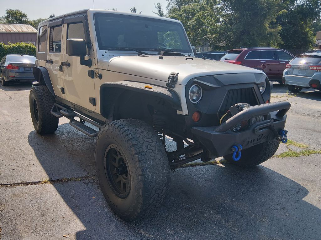 2010 Jeep Wrangler Unlimited Image 1