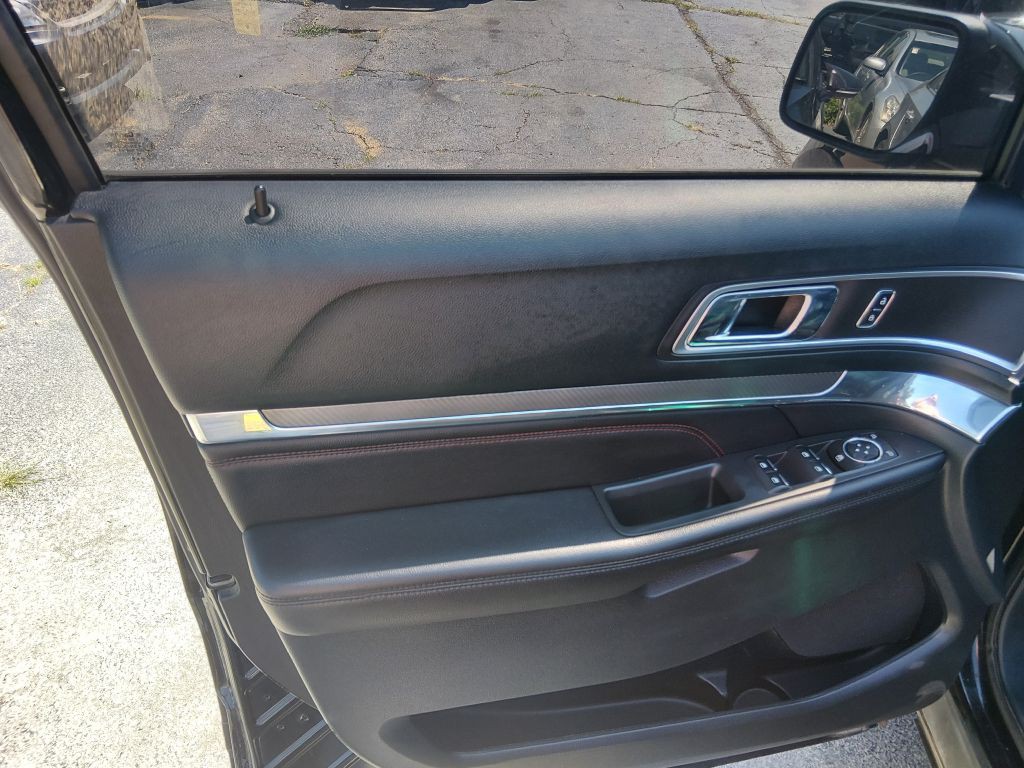 2016 Ford Explorer Image 6