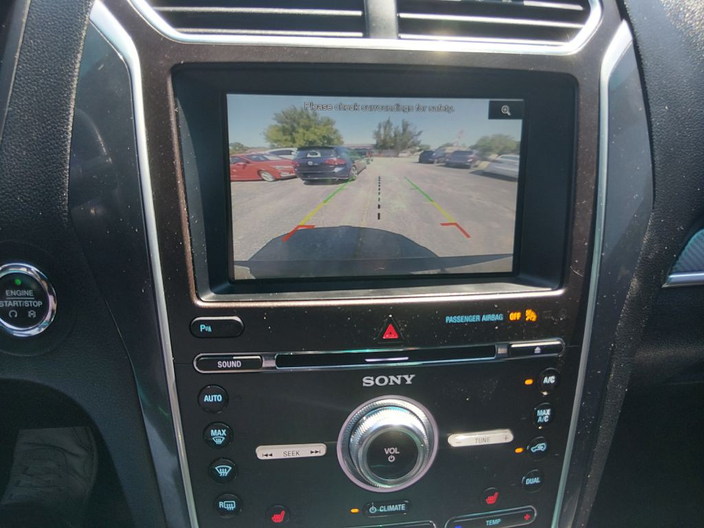 2016 Ford Explorer Image 11