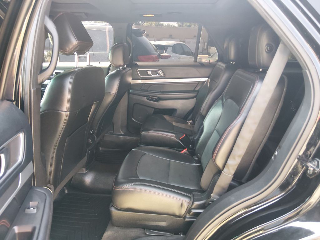 2016 Ford Explorer Image 15