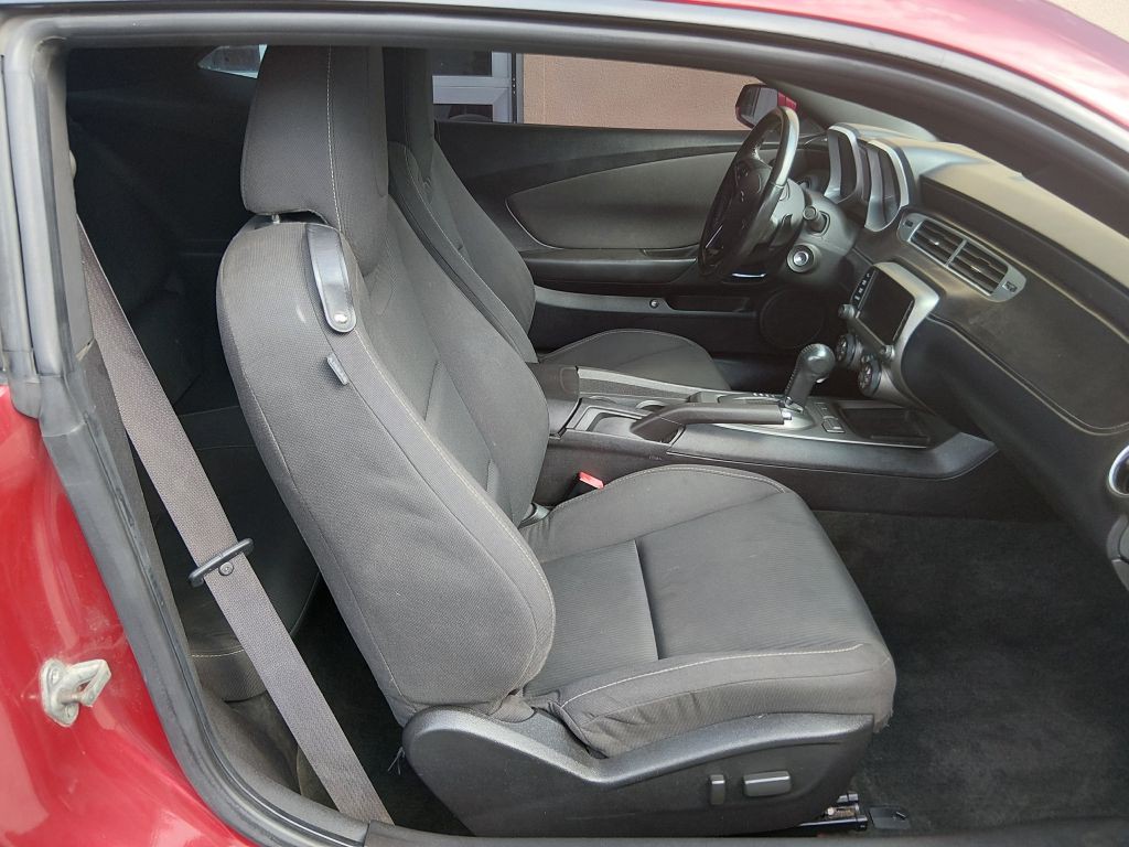 2013 Chevrolet Camaro Image 13