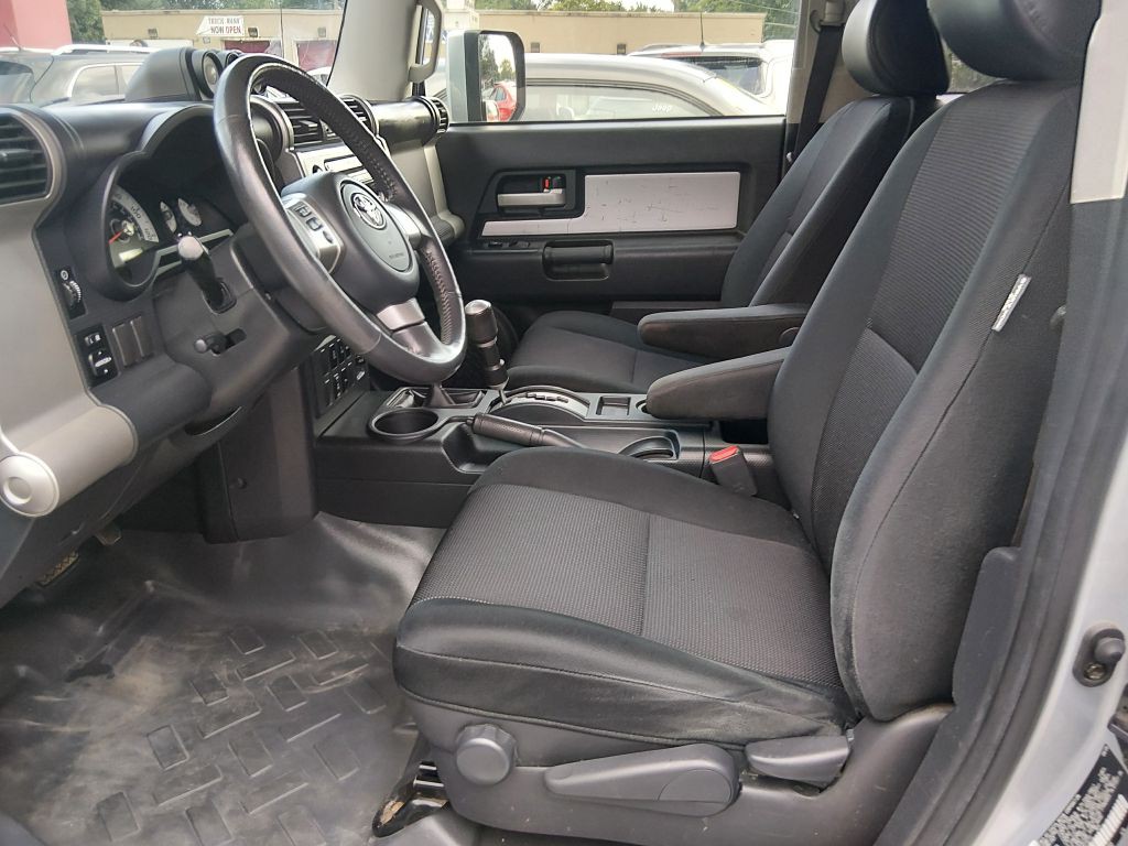 2007 Toyota FJ Cruiser Image 8