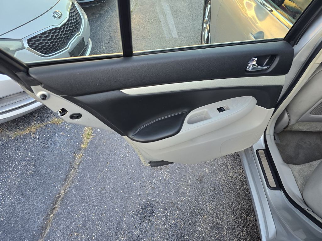 2008 INFINITI G35 Image 12