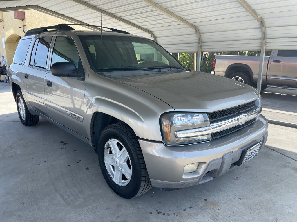 2003 Chevrolet Trailblazer Image 2