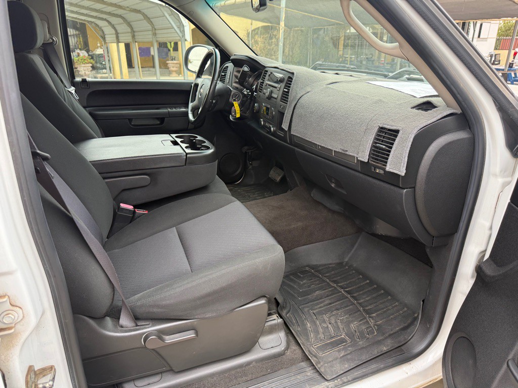 2011 GMC Sierra Image 6