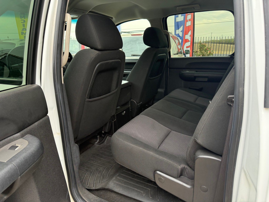 2011 GMC Sierra Image 8