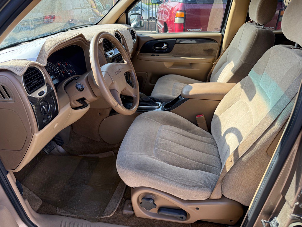 2003 GMC Envoy Image 5