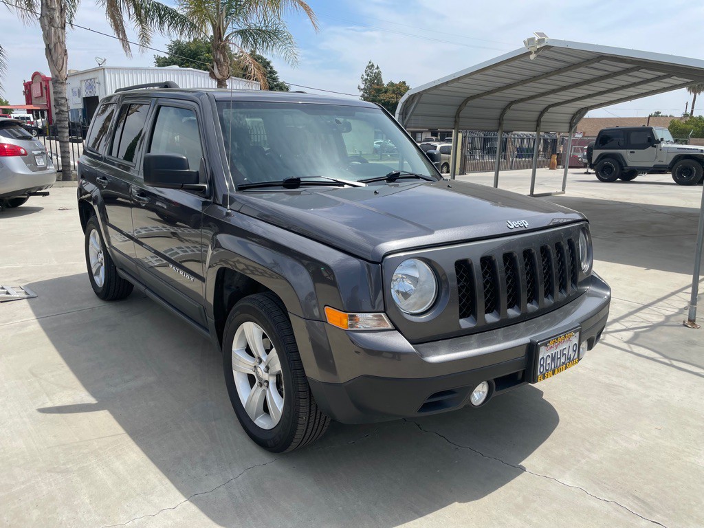 2017 Jeep Patriot Image 2