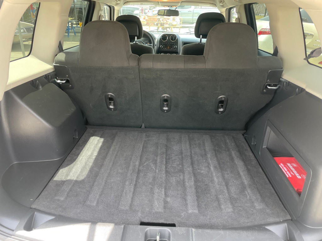2017 Jeep Patriot Image 8