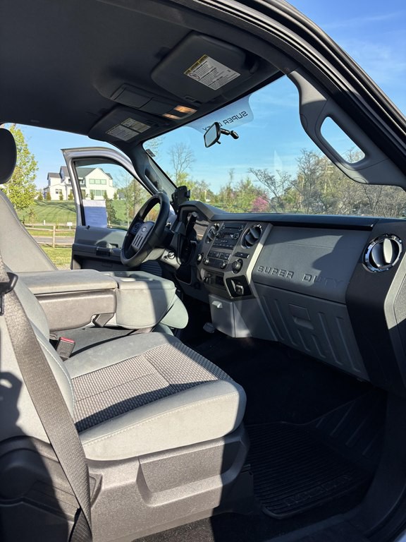 2011 Ford F-250 Image 16
