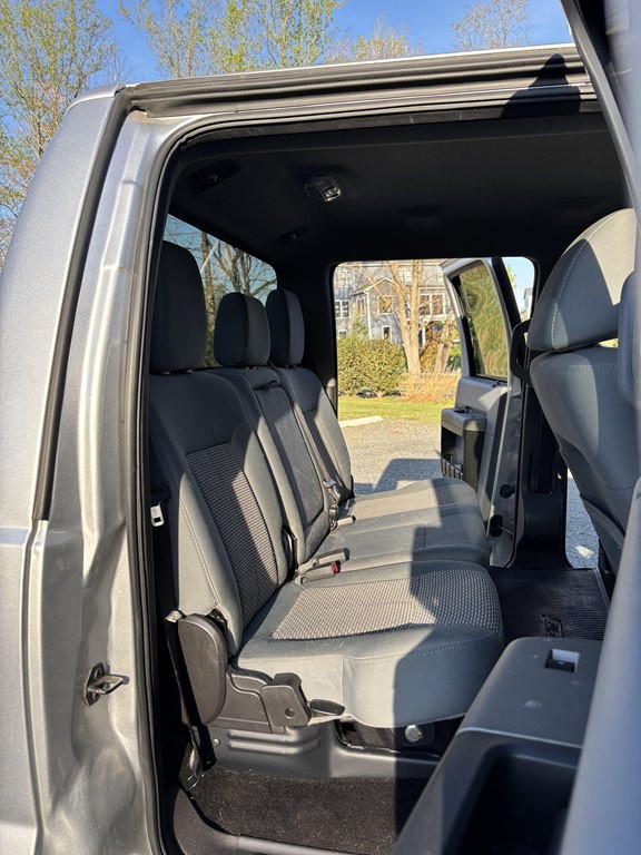 2011 Ford F-250 Image 17