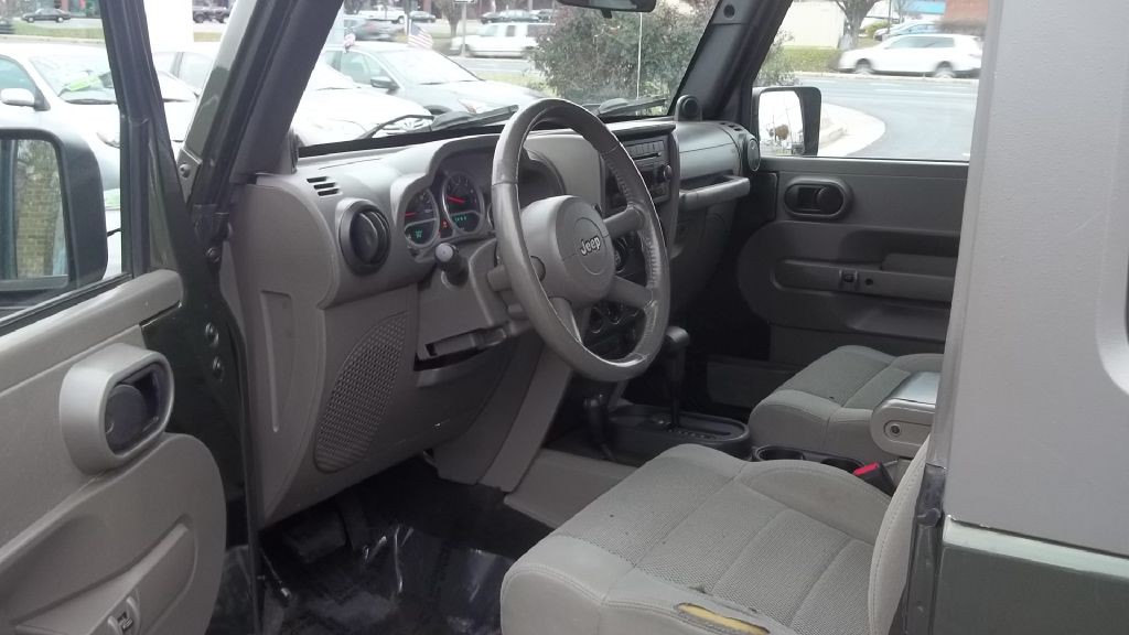 2007 Jeep Wrangler Image 8