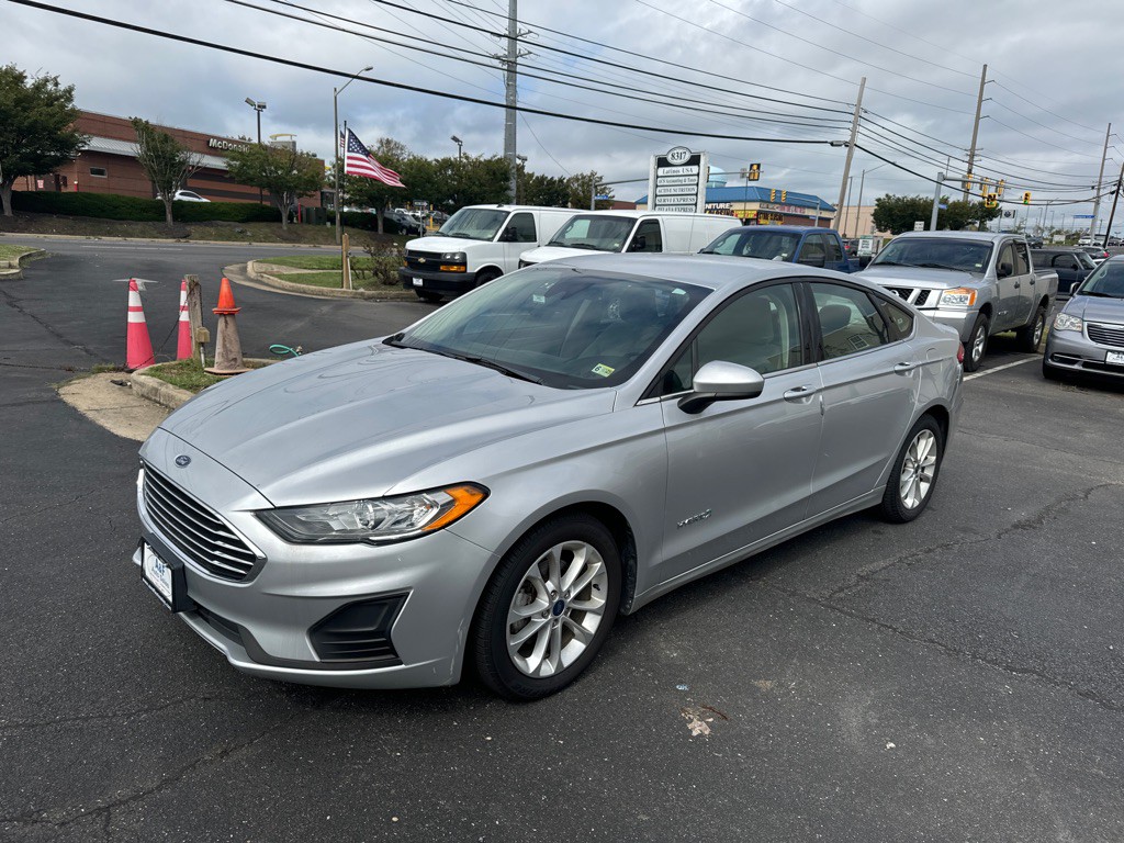 2019 Ford Fusion Image 3