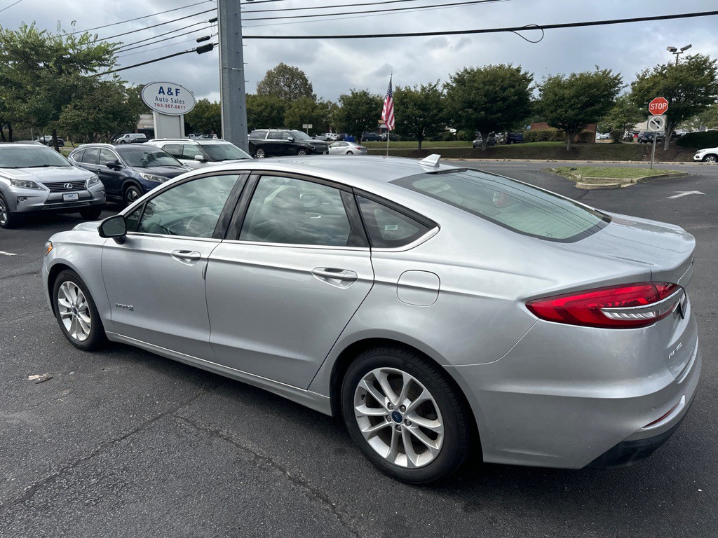 2019 Ford Fusion Image 5