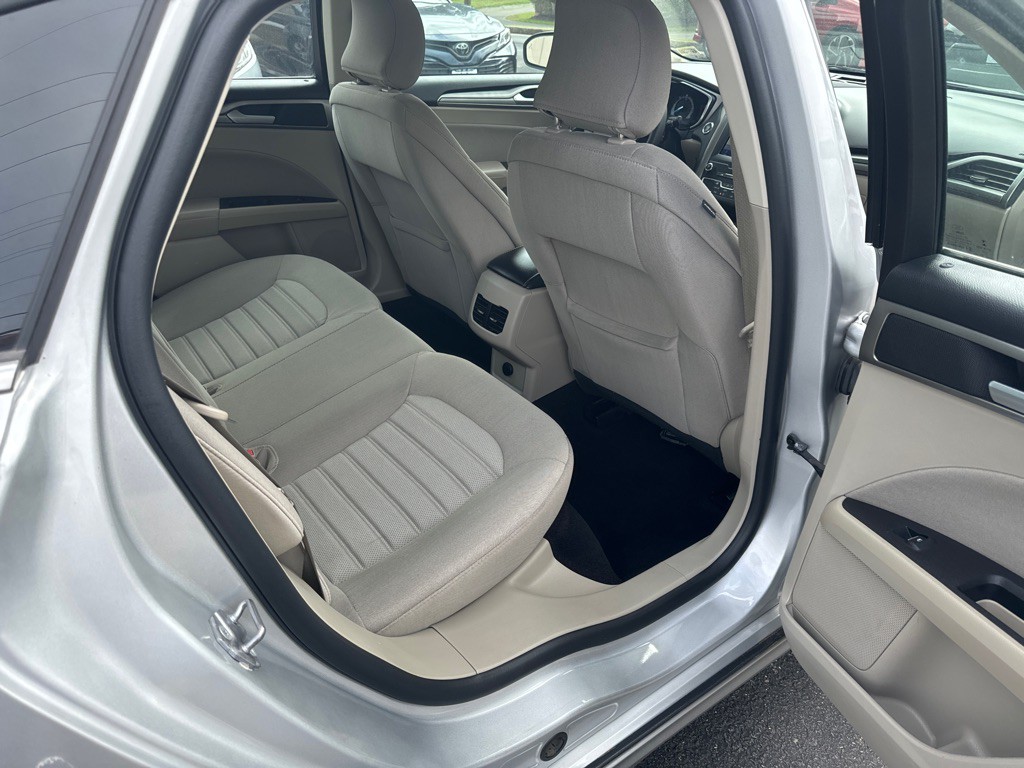 2019 Ford Fusion Image 10
