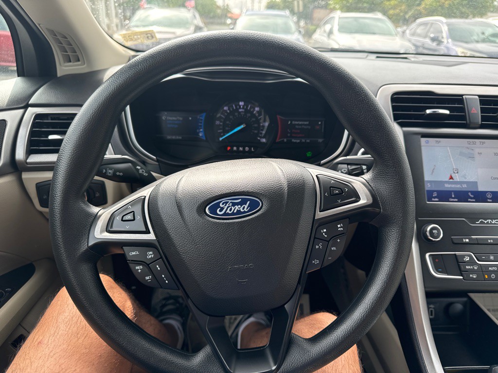 2019 Ford Fusion Image 15