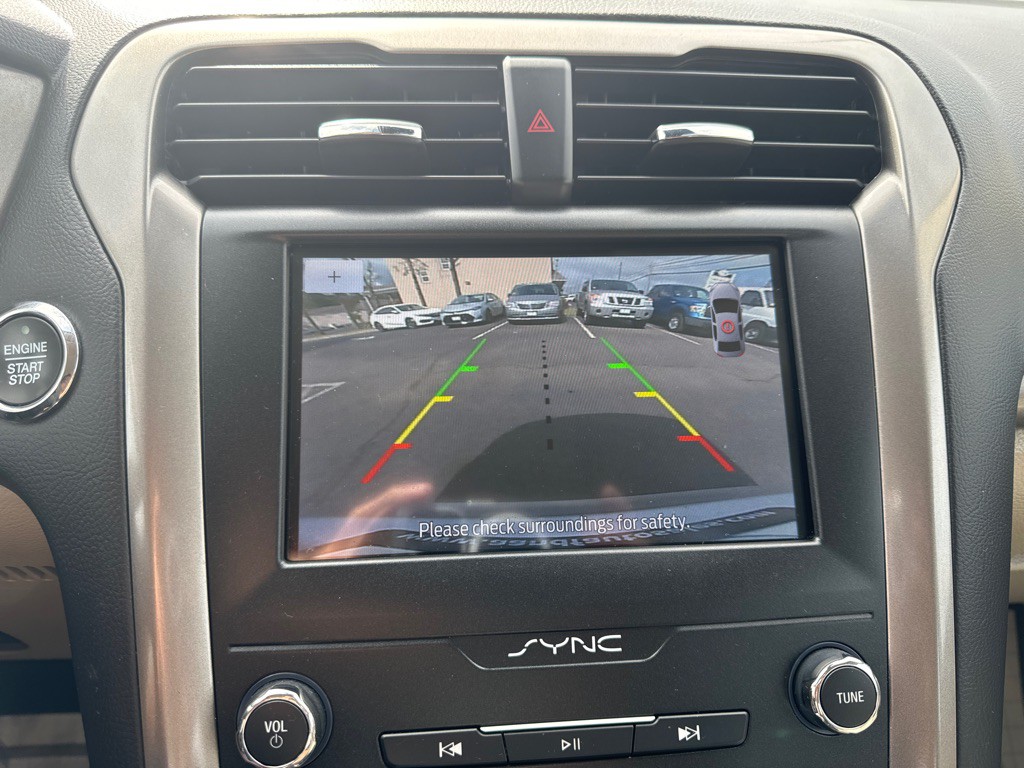 2019 Ford Fusion Image 17