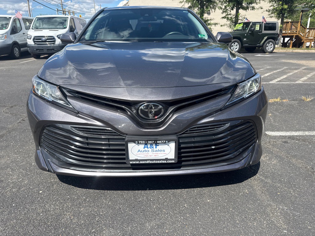 2020 Toyota Camry Image 2