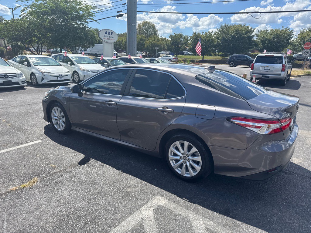 2020 Toyota Camry Image 5