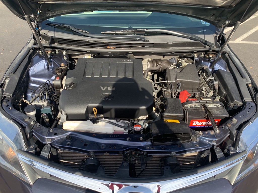 2016 Toyota Avalon Image 16