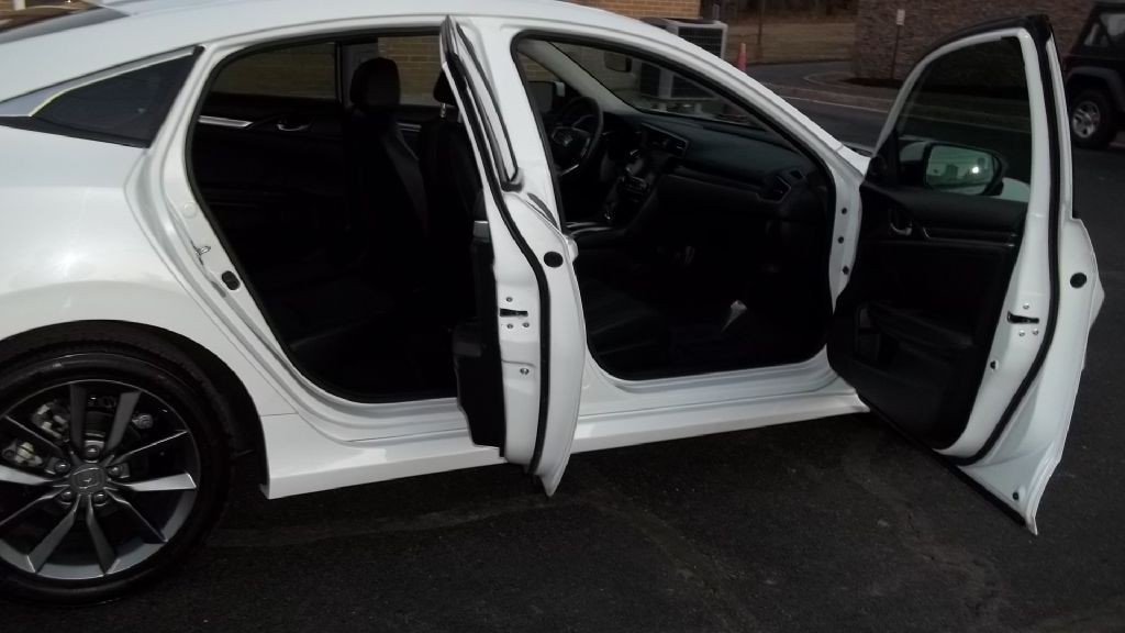 2019 Honda Civic Image 9