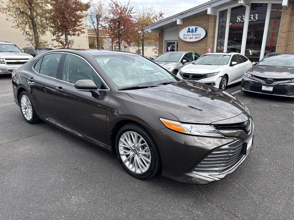 2019 Toyota Camry Image 1
