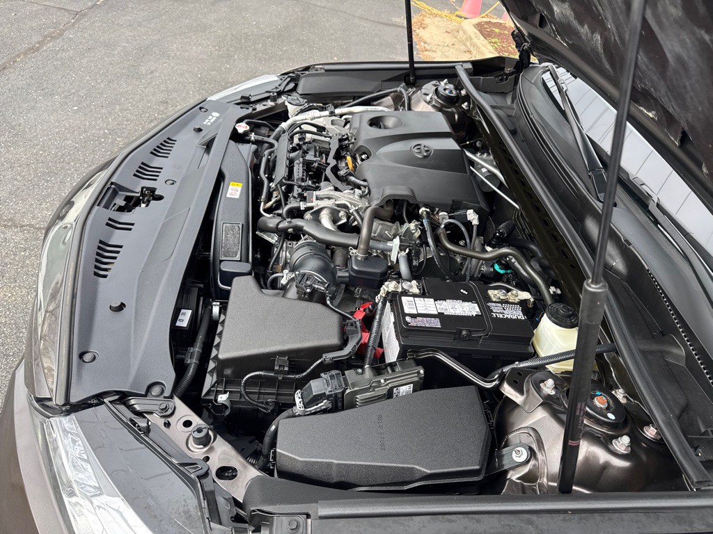 2019 Toyota Camry Image 23