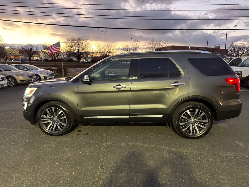 2016 Ford Explorer Image 4