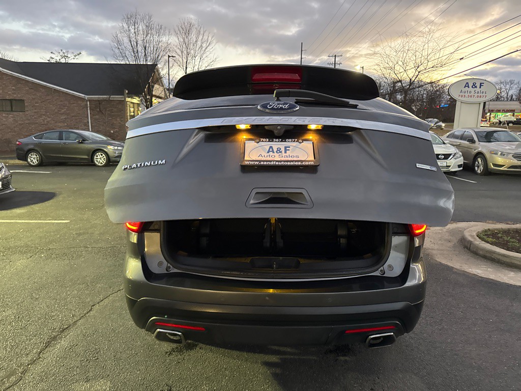 2016 Ford Explorer Image 13