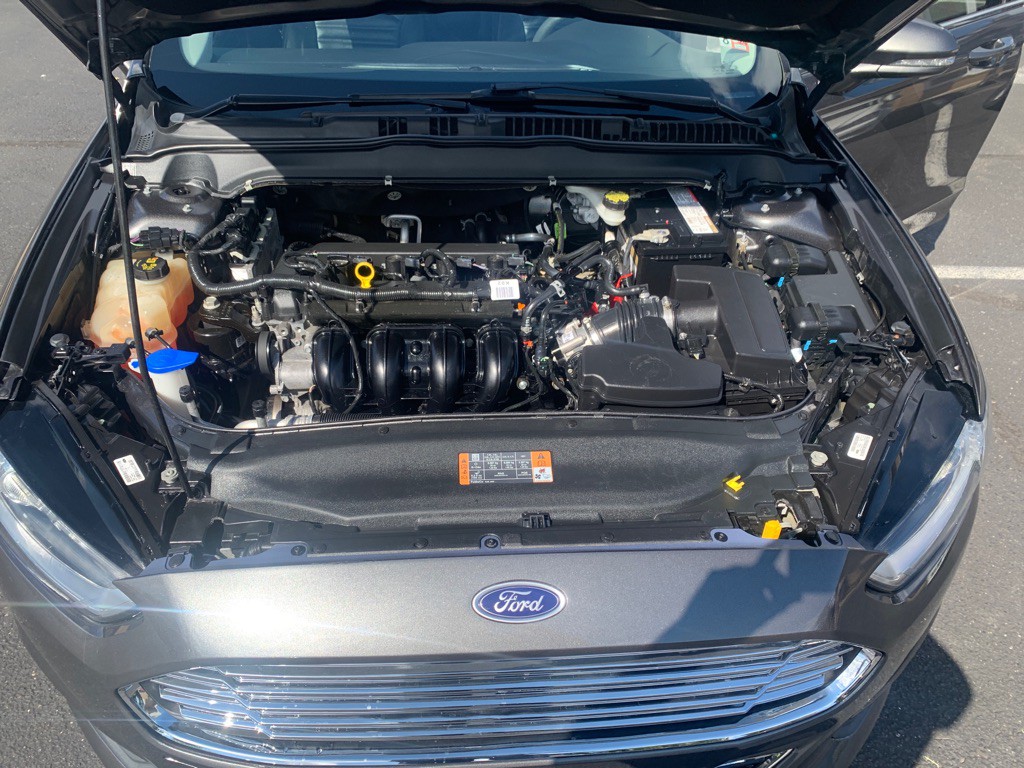 2016 Ford Fusion Image 18