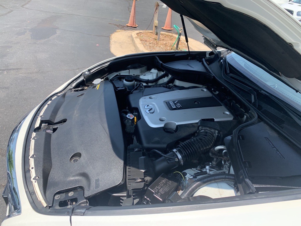 2015 INFINITI Q70 Image 21