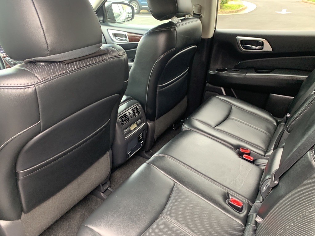 2016 Nissan Pathfinder Image 32