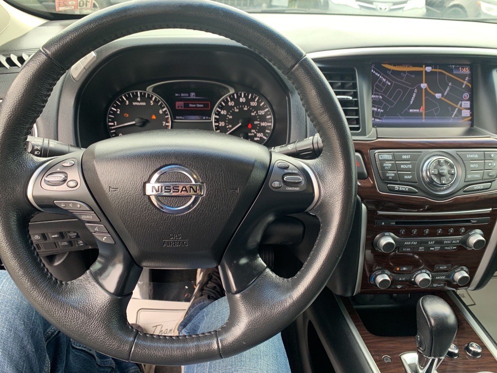 2016 Nissan Pathfinder Image 33