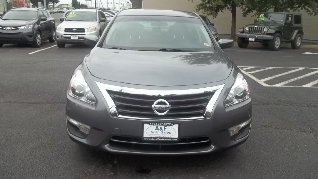 2015 Nissan Altima Image 2
