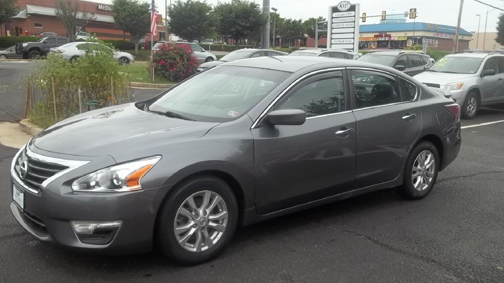 2015 Nissan Altima Image 3
