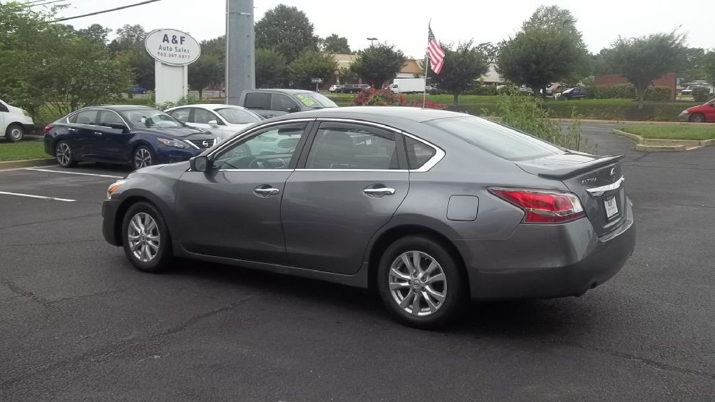 2015 Nissan Altima Image 5