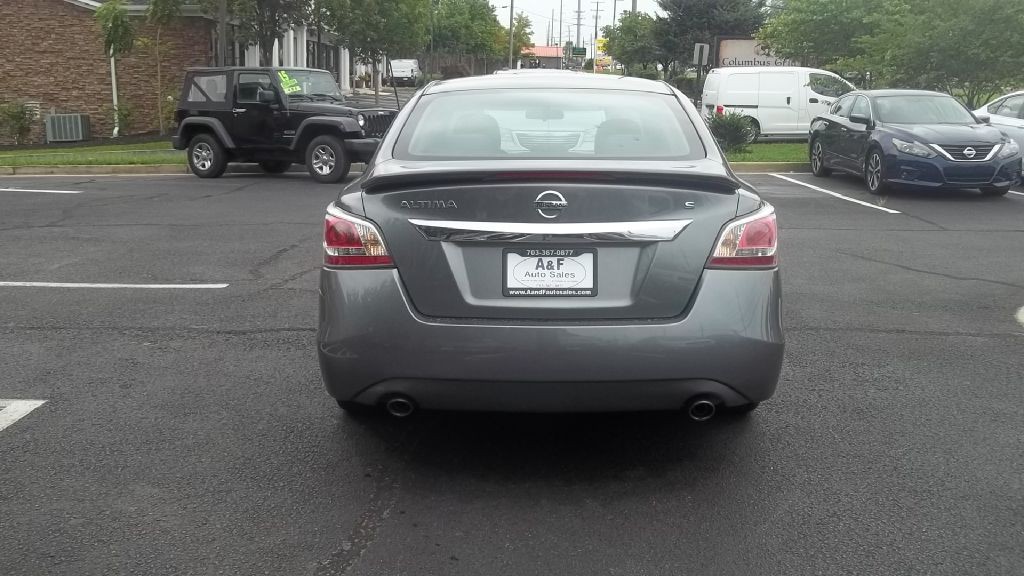 2015 Nissan Altima Image 6