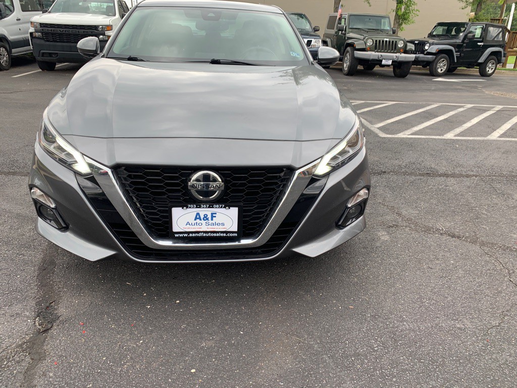 2019 Nissan Altima Image 2