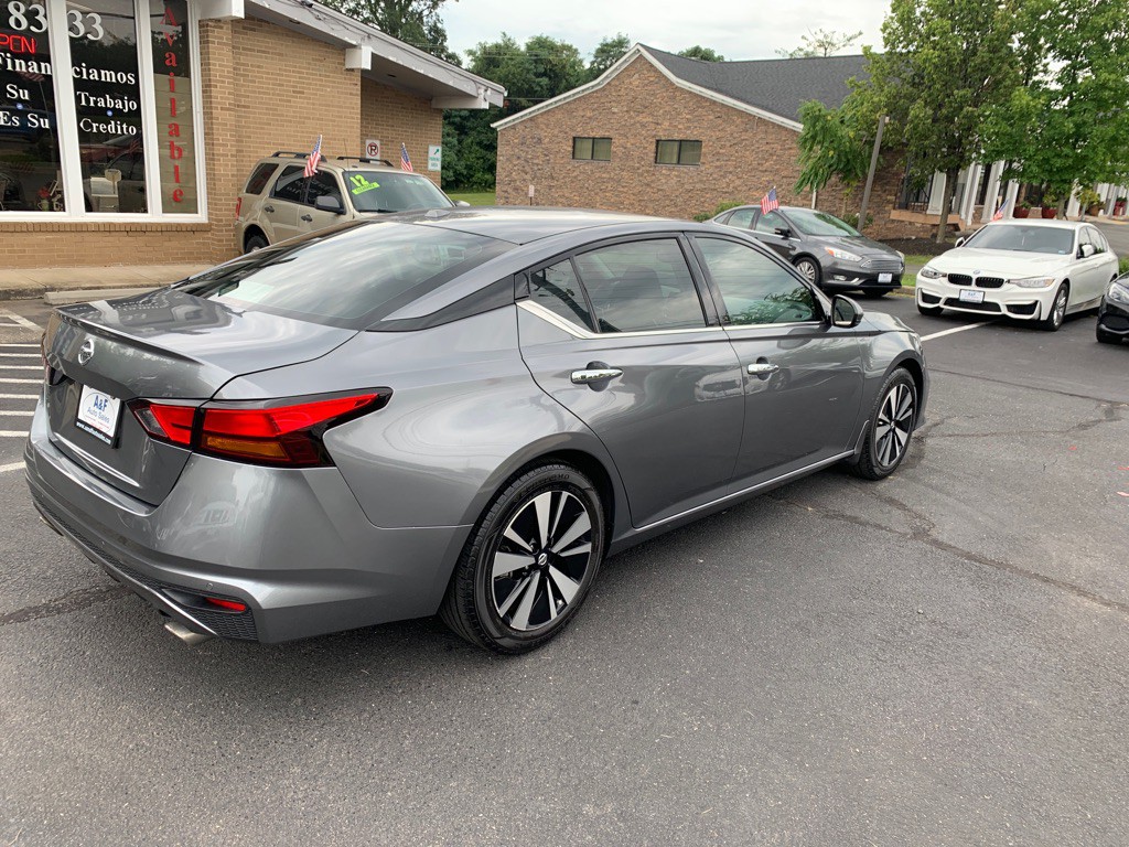 2019 Nissan Altima Image 7