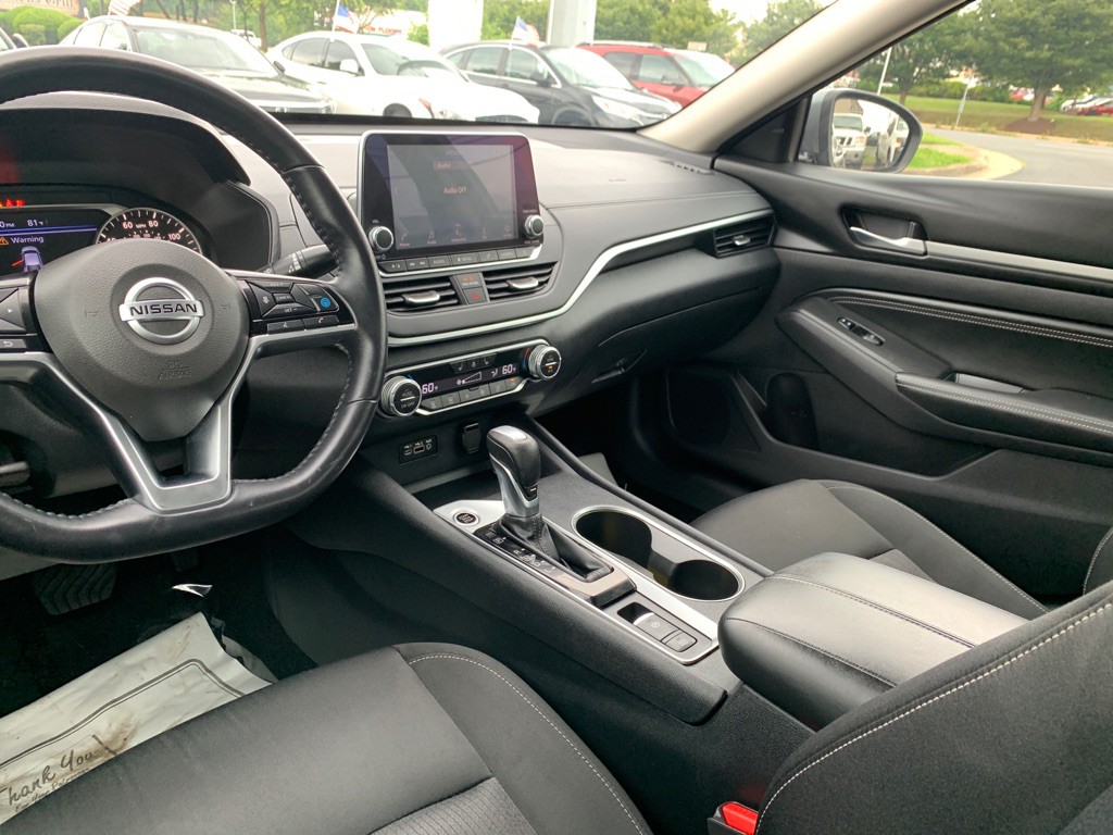 2019 Nissan Altima Image 13