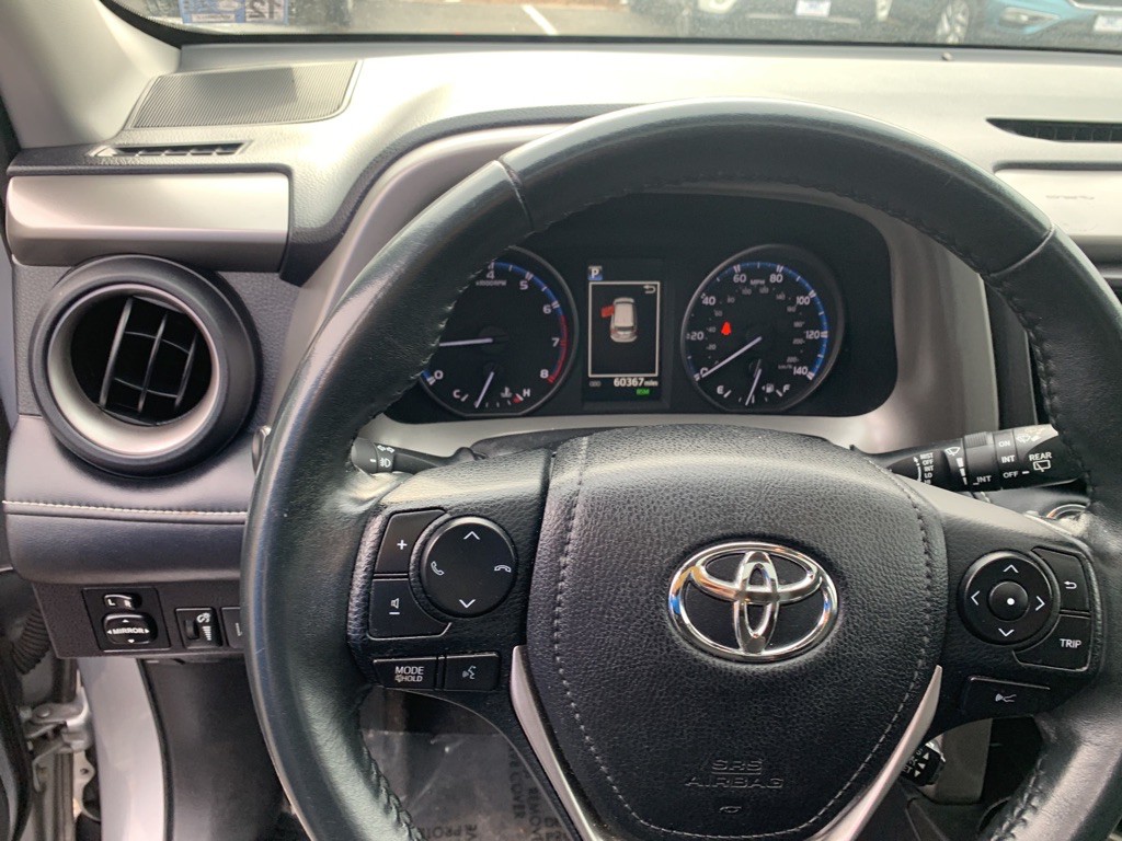 2017 Toyota Rav4 Image 20