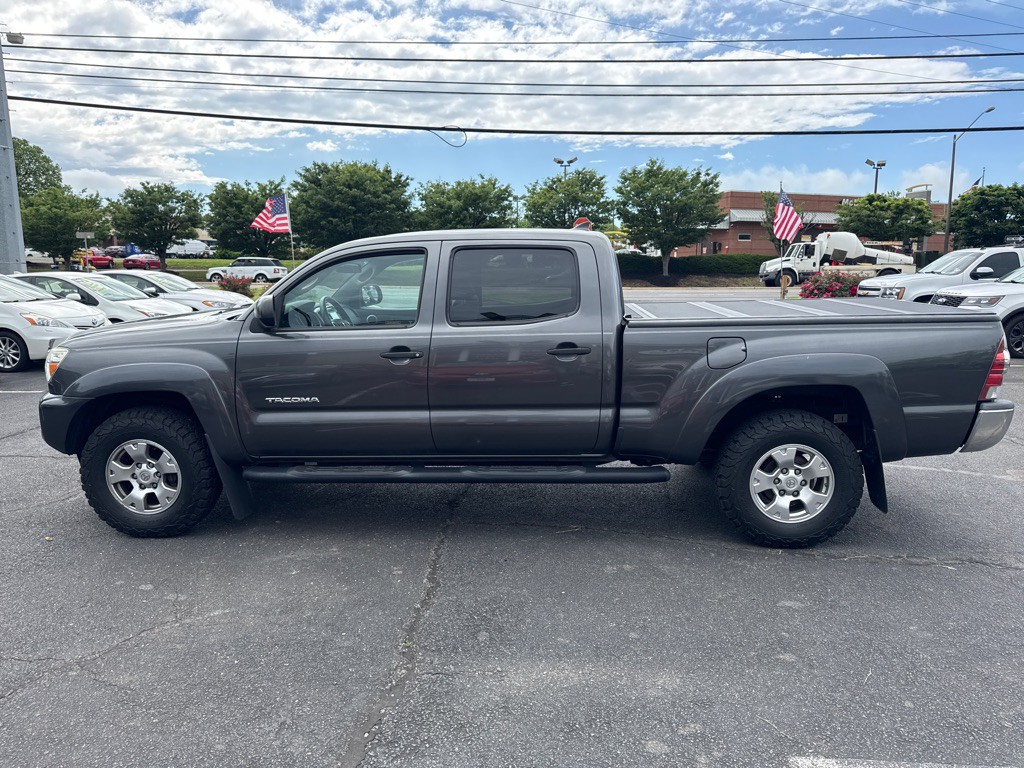 2015 Toyota Tacoma Image 4